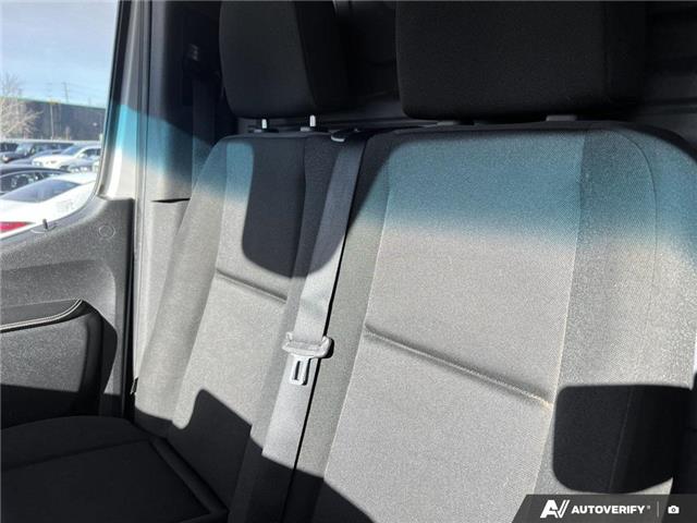 2020 Mercedes-Benz Sprinter 2500 Standard Roof V6 (Stk: L3106) in London - Image 17 of 18