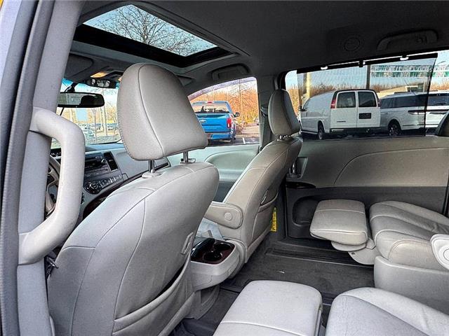 2014 Toyota Sienna XLE 7 Passenger (Stk: PR80046) in Windsor - Image 12 of 27