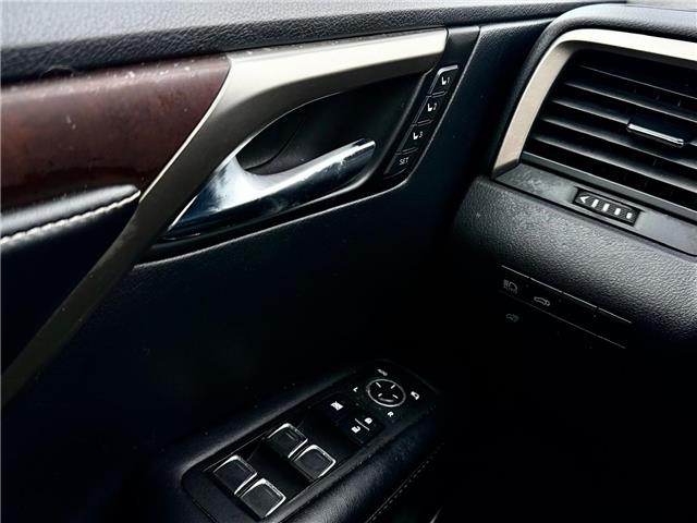 2022 Lexus RX 350 Base (Stk: 260205A) in Calgary - Image 11 of 19