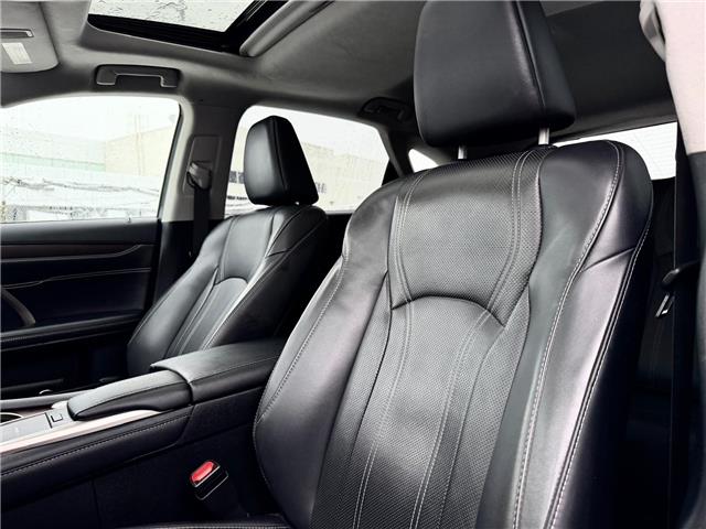 2022 Lexus RX 350 Base (Stk: 260205A) in Calgary - Image 6 of 19