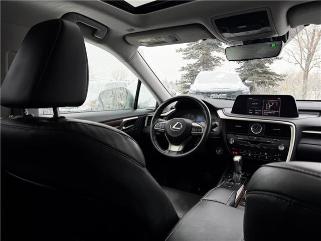 2022 Lexus RX 350 Base (Stk: 260205A) in Calgary - Image 17 of 19