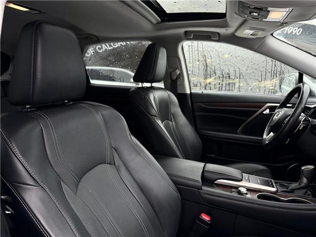 2022 Lexus RX 350 Base (Stk: 260205A) in Calgary - Image 18 of 19