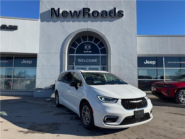 2024 Chrysler Pacifica Limited (Stk: 28267P) in Newmarket - Image 1 of 14
