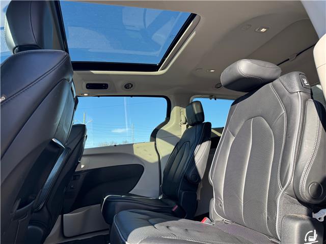 2017 Chrysler Pacifica Limited (Stk: 28269T) in Newmarket - Image 13 of 13