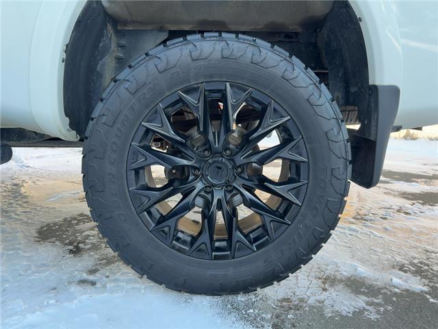 2015 Nissan Titan SL (Stk: 25P182) in Kamloops - Image 6 of 25