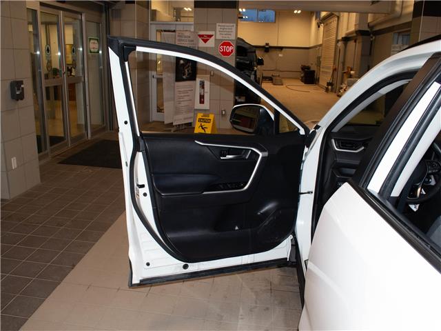 2022 Toyota RAV4 XLE (Stk: 26526A) in Kingston - Image 8 of 15