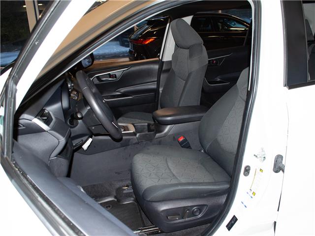 2022 Toyota RAV4 XLE (Stk: 26526A) in Kingston - Image 9 of 15