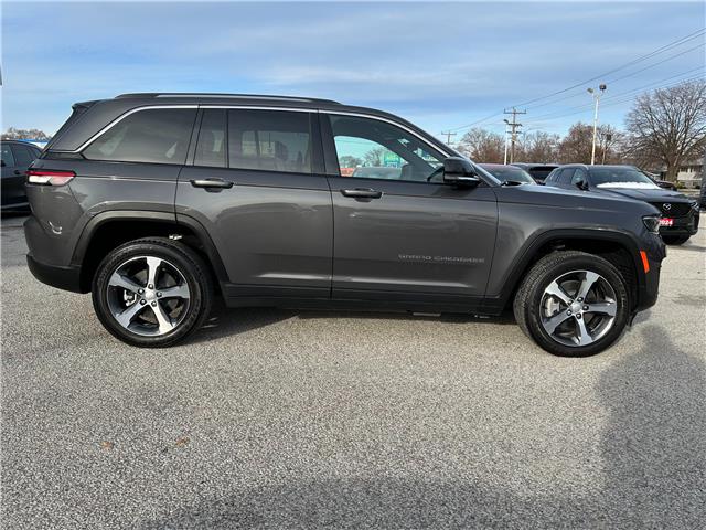 2022 Jeep Grand Cherokee 4xe Base (Stk: M6033) in Sarnia - Image 4 of 42
