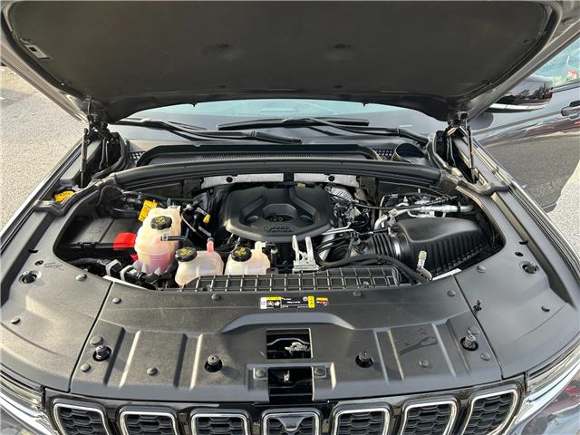 2022 Jeep Grand Cherokee 4xe Base (Stk: M6033) in Sarnia - Image 16 of 42