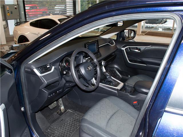 2021 Toyota RAV4 XLE (Stk: 26545A) in Kingston - Image 10 of 14