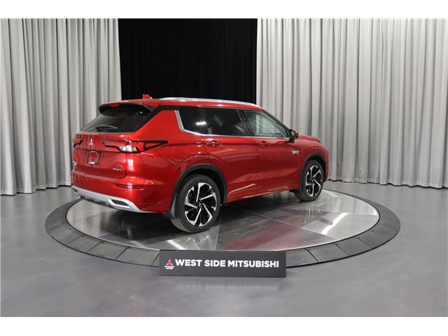 2025 Mitsubishi Outlander PHEV GT (Stk: P25974) in Edmonton - Image 5 of 28