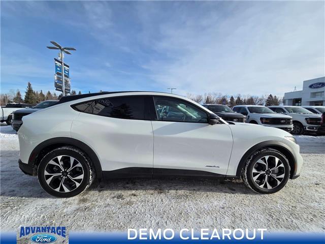 2025 Ford Mustang Mach-E Select (Stk: 7026) in Calgary - Image 3 of 8