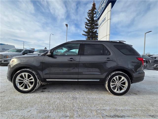 2018 Ford Explorer XLT (Stk: 6983) in Calgary - Image 2 of 8