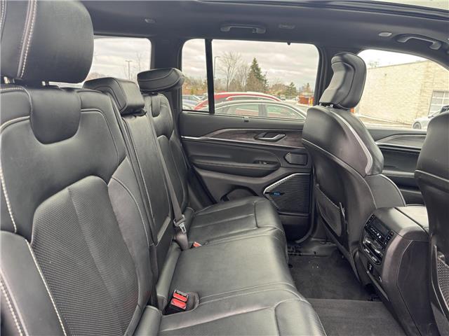 2022 Jeep Grand Cherokee Overland (Stk: 25101538A) in Markham - Image 35 of 42
