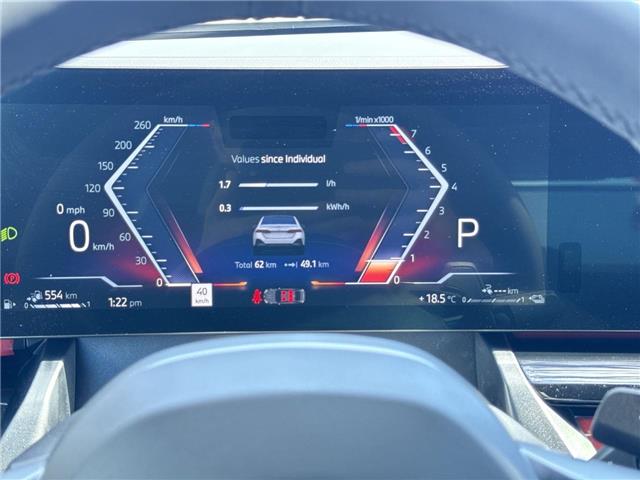 2026 BMW 550e xDrive (Stk: B2608) in Sarnia - Image 11 of 26