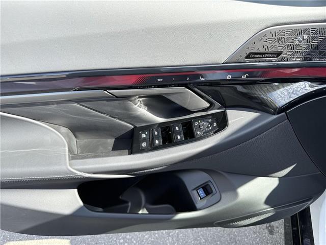 2026 BMW 550e xDrive (Stk: B2608) in Sarnia - Image 16 of 26
