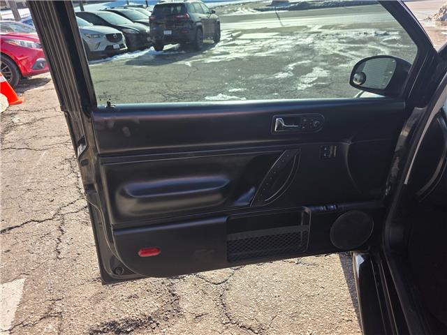 2010 Volkswagen New Beetle 2.5L Comfortline (Stk: 2512641) in Waterloo - Image 10 of 19