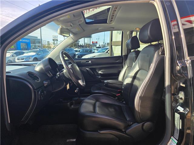2010 Volkswagen New Beetle 2.5L Comfortline (Stk: 2512641) in Waterloo - Image 11 of 19