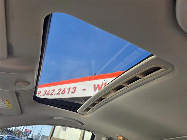 2010 Volkswagen New Beetle 2.5L Comfortline (Stk: 2512641) in Waterloo - Image 12 of 19