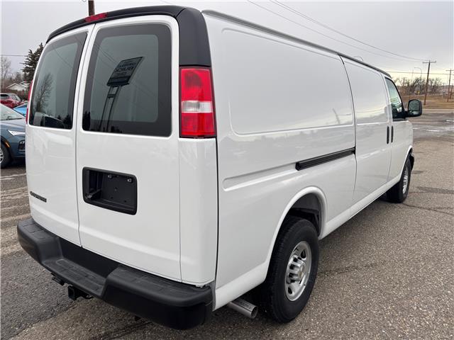 2025 Chevrolet Express 3500 Work Van (Stk: 25EX37235) in Pincher Creek - Image 6 of 12