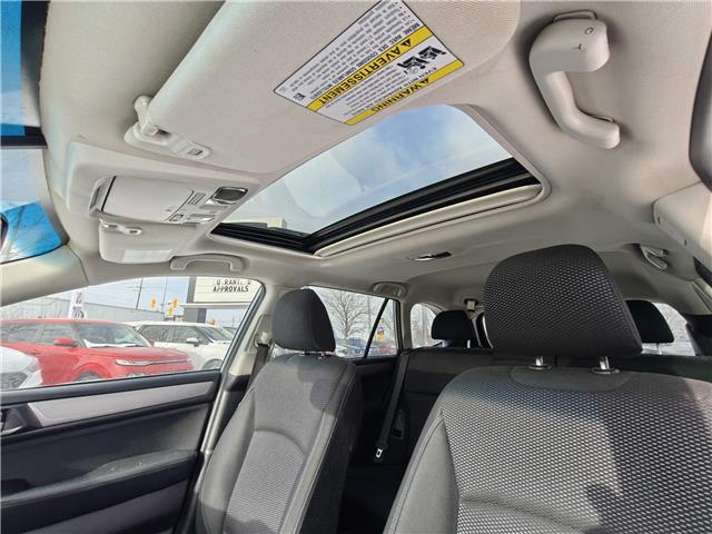 2019 Subaru Outback 2.5i Touring in Ottawa - Image 14 of 35