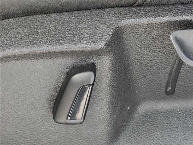 2017 Volkswagen e-Golf Comfortline in Ottawa - Image 10 of 32