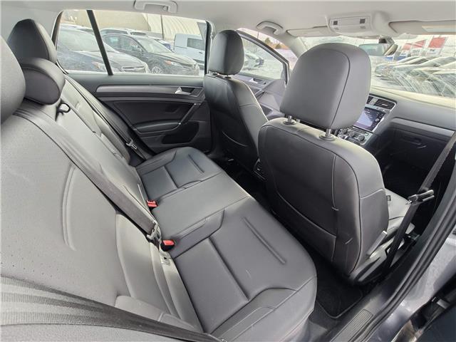 2017 Volkswagen e-Golf Comfortline in Ottawa - Image 29 of 32