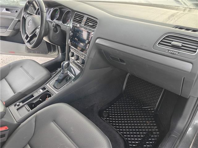 2017 Volkswagen e-Golf Comfortline in Ottawa - Image 30 of 32