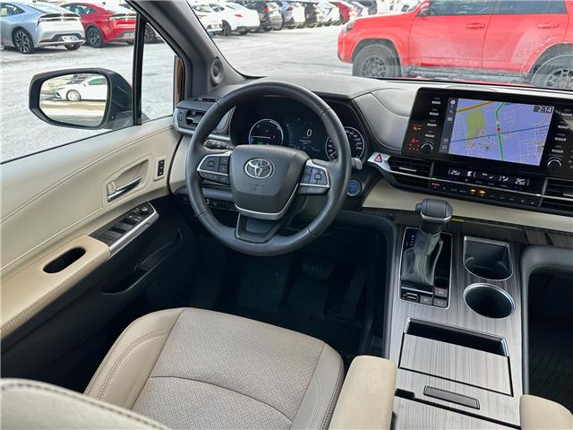 2024 Toyota Sienna Limited 7-Passenger (Stk: W6955) in Cobourg - Image 10 of 30