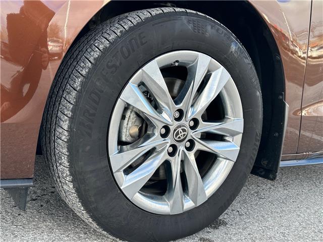 2024 Toyota Sienna Limited 7-Passenger (Stk: W6955) in Cobourg - Image 2 of 30