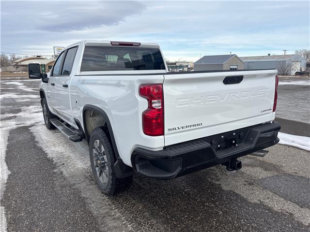 2026 Chevrolet Silverado 2500HD Custom (Stk: 26SL21772) in Pincher Creek - Image 3 of 15 2026 Chevrolet Silverado 2500HD Custom (Stk: 26SL21772) in Pincher Creek - Image 3 of 15