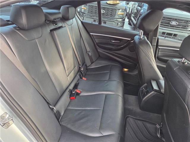 2018 BMW 330i xDrive (Stk: 7040A) in Calgary - Image 9 of 9