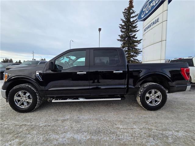 2022 Ford F-150 XLT (Stk: 7043) in Calgary - Image 2 of 10