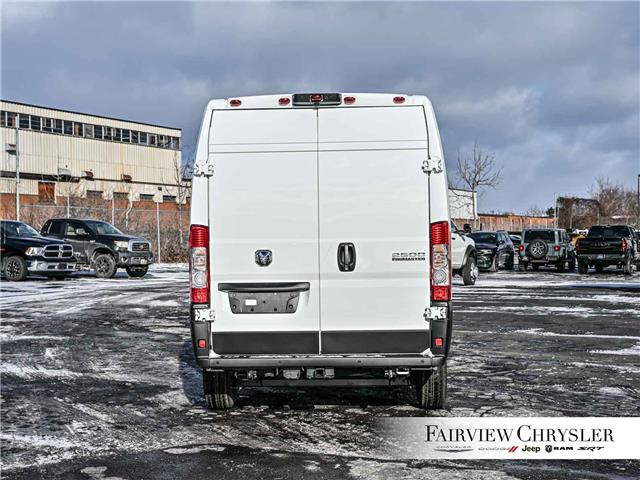 2026 RAM ProMaster 2500 High Roof (Stk: TE2525) in Burlington - Image 5 of 33