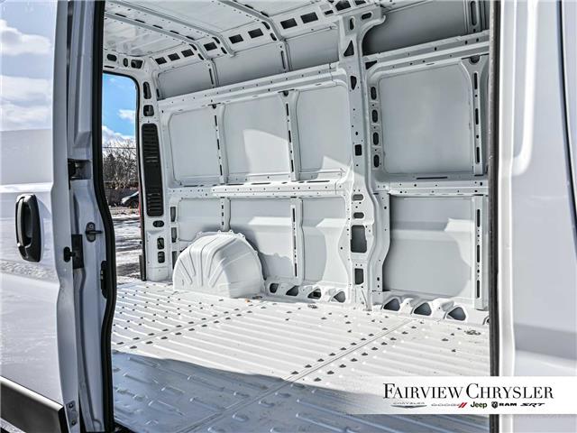 2026 RAM ProMaster 2500 High Roof (Stk: TE2525) in Burlington - Image 31 of 33