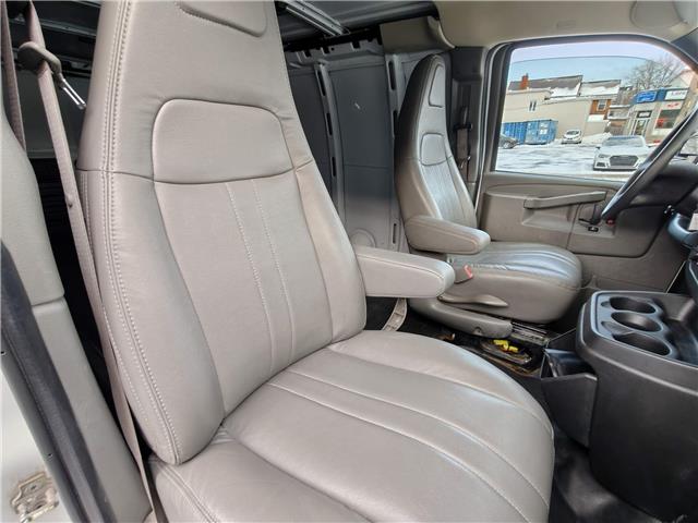 2022 Chevrolet Express 2500 Work Van in Ottawa - Image 10 of 23 2022 Chevrolet Express 2500 Work Van in Ottawa - Image 10 of 23