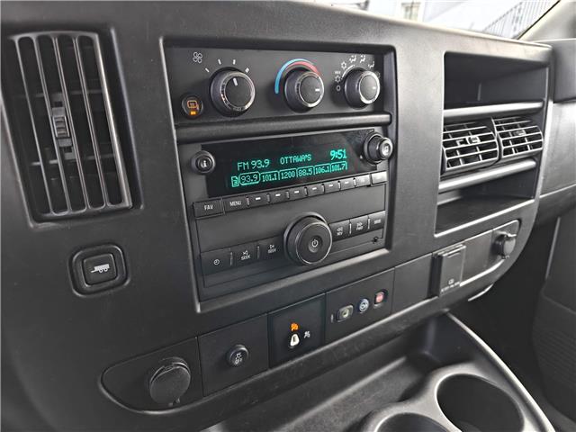 2022 Chevrolet Express 2500 Work Van in Ottawa - Image 20 of 23 2022 Chevrolet Express 2500 Work Van in Ottawa - Image 20 of 23