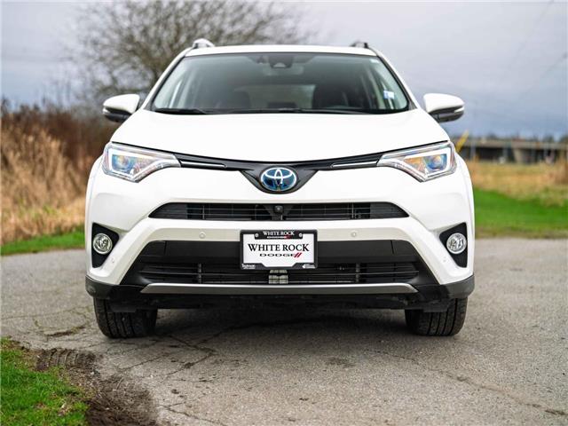 2018 Toyota RAV4 Hybrid Limited (Stk: 30640) in Surrey - Image 2 of 21