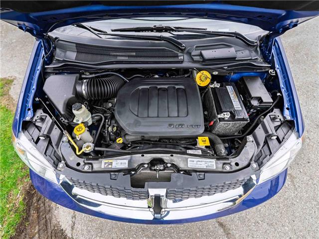 2020 Dodge Grand Caravan Premium Plus (Stk: 30240B) in Surrey - Image 6 of 18 2020 Dodge Grand Caravan Premium Plus (Stk: 30240B) in Surrey - Image 6 of 18