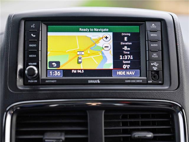 2020 Dodge Grand Caravan Premium Plus (Stk: 30240B) in Surrey - Image 12 of 18 2020 Dodge Grand Caravan Premium Plus (Stk: 30240B) in Surrey - Image 12 of 18