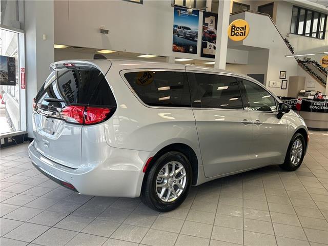 2026 Chrysler Grand Caravan SXT (Stk: 26-0044) in Toronto - Image 4 of 17