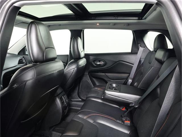 2021 Jeep Cherokee Trailhawk (Stk: A20606) in Calgary - Image 11 of 22