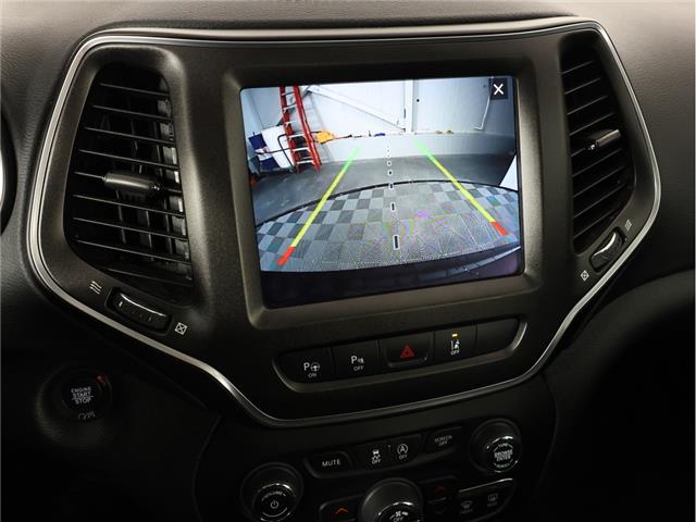 2021 Jeep Cherokee Trailhawk (Stk: A20606) in Calgary - Image 18 of 22