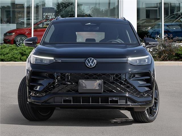 2026 Volkswagen Tiguan Comfortline R-Line Black Edition (Stk: 26-131) in Georgetown - Image 2 of 10