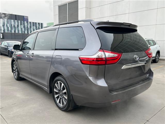 2018 Toyota Sienna XLE 7-Passenger (Stk: AP5385) in Toronto - Image 6 of 27
