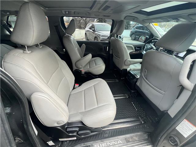 2018 Toyota Sienna XLE 7-Passenger (Stk: AP5385) in Toronto - Image 25 of 27