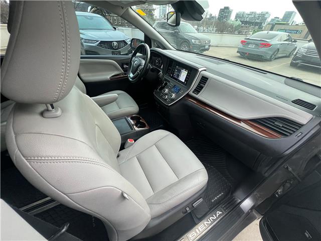 2018 Toyota Sienna XLE 7-Passenger (Stk: AP5385) in Toronto - Image 26 of 27