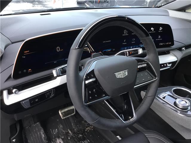 2026 Cadillac OPTIQ Sport (Stk: 26129) in Cornwall - Image 3 of 14