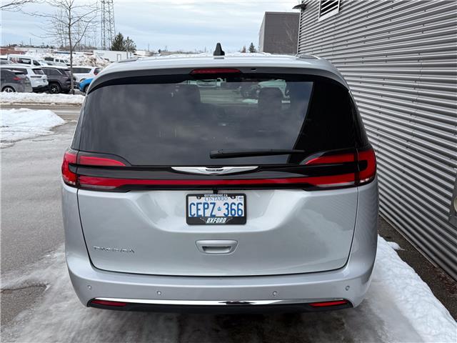 2026 Chrysler Pacifica Select (Stk: 26056D) in London - Image 5 of 29