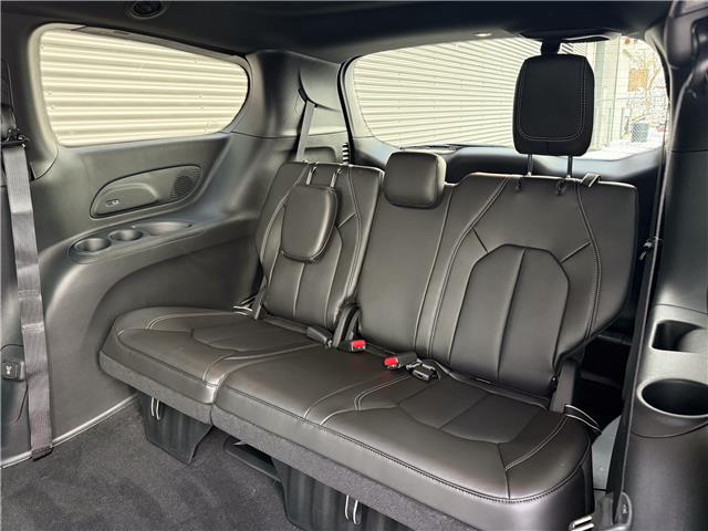 2026 Chrysler Pacifica Select (Stk: 26056D) in London - Image 13 of 29